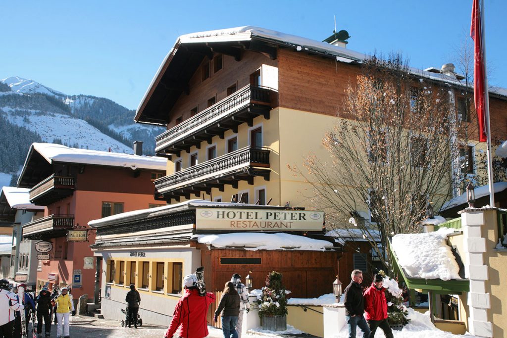 Hotel Peter in the center of Saalbach
